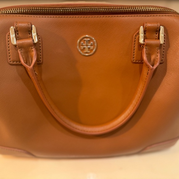 Hello, Fall! Tory Burch Speedy Bag. - Picture 4 of 5